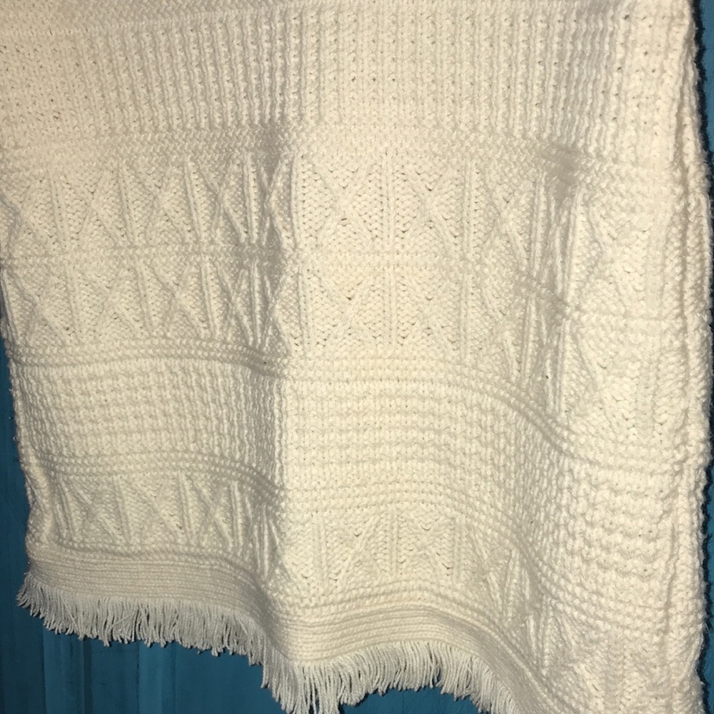 Sweater - Picture 6 of 6